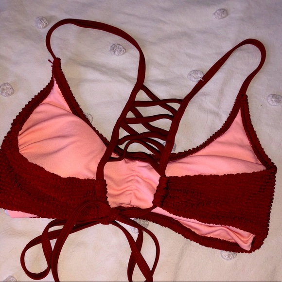 🚨TARGET - Red Bikini Top - Picture 2 of 2